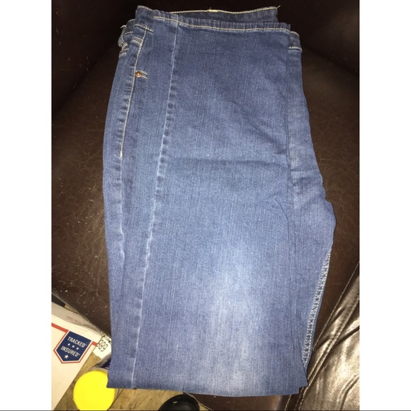 Men’s blue jeans - Picture 3 of 6